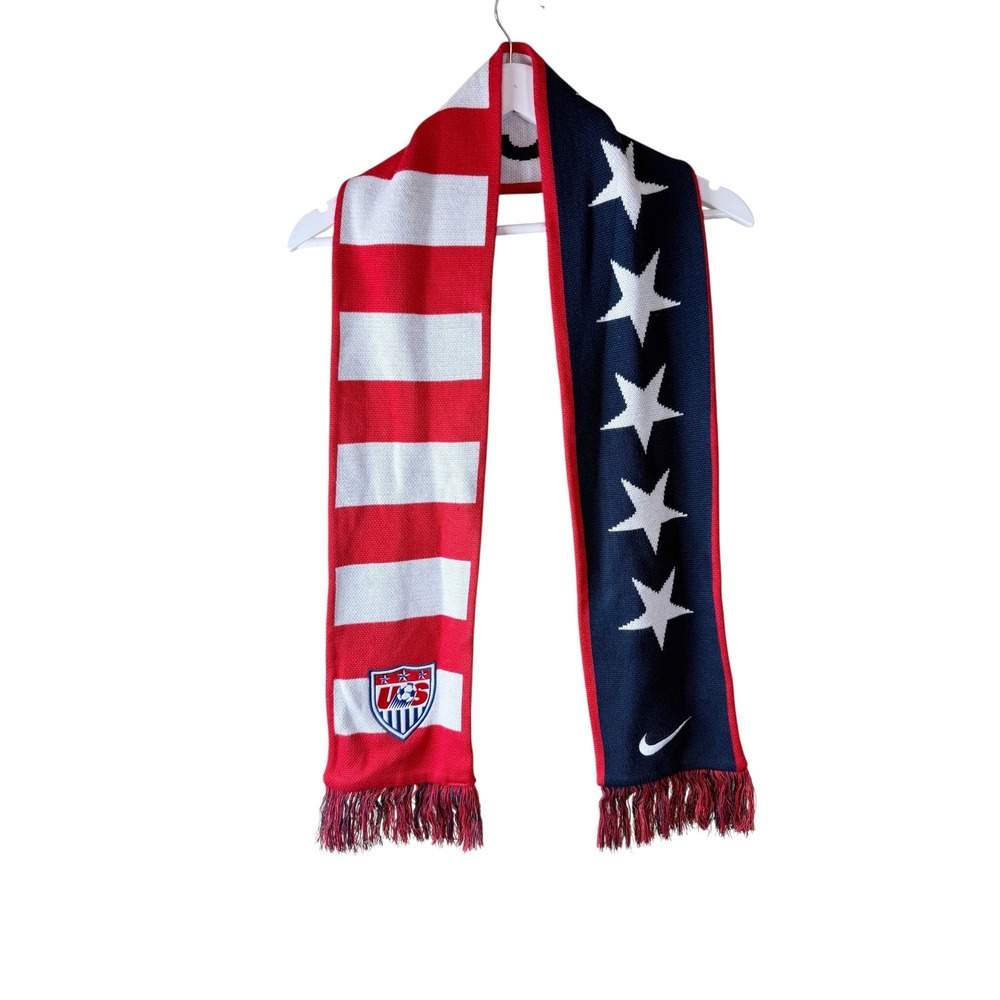 Nike US Soccer Scarf Stars Stripes Red White Blue USA Knit Fringe Fan Scarf